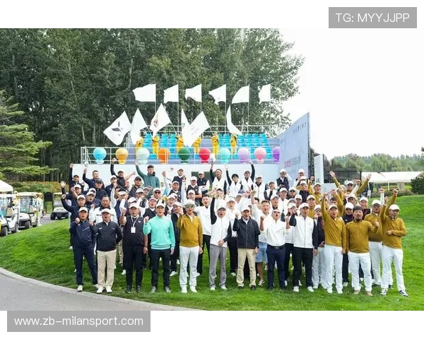 高尔夫19岁天才一杆进洞,世界名将纷纷点赞 高尔夫19岁天才一杆进洞,世界名将纷纷点赞