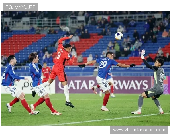 上海海港中段的断球立刻转化为威胁推进